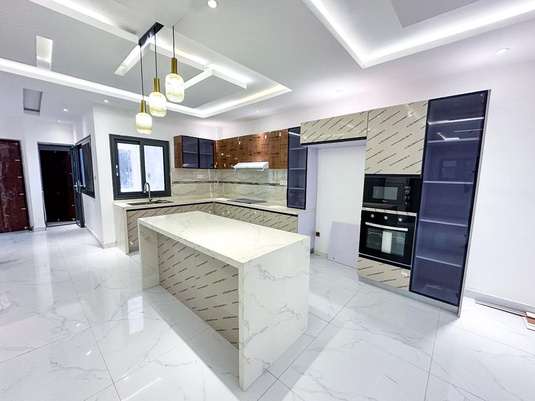 Appartement F5 Almadies